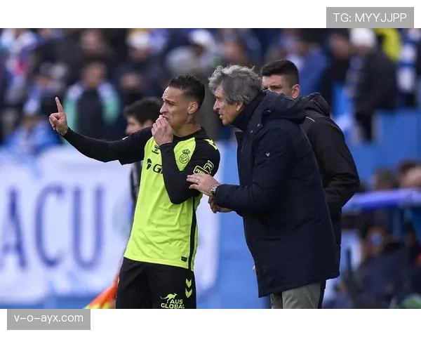 佩莱格里尼战术调整显成效,球队强势逆转展现复苏势头 佩莱格里尼战术调整显成效,球队强势逆转展现复苏势头