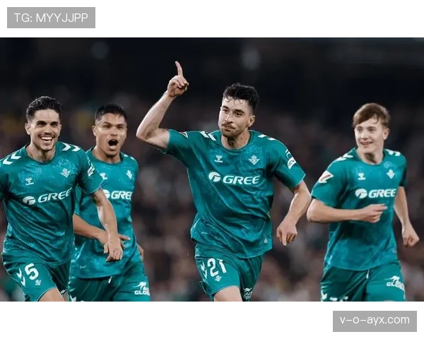 西甲劲旅欧联决赛强势夺冠，开启荣耀新篇章