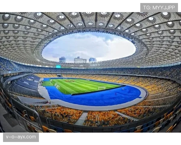 足球新星闪耀绿茵场：新一代巨星崛起，传奇交替引关注