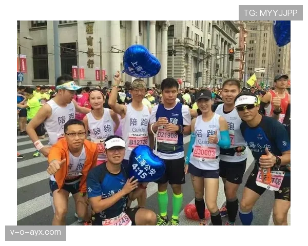 库尔图瓦家庭生活首度曝光：守护者背后的温情日常与现实挑战