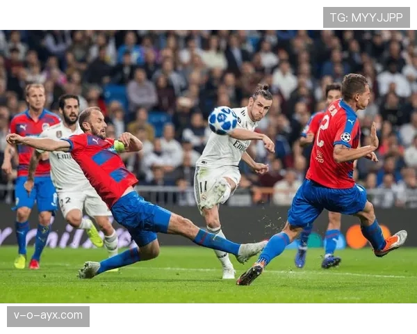 弗赖堡强势崛起,欧战逆袭彰显德甲黑马本色