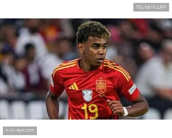 贝林厄姆 vs 鲁尼：少年成名轨迹与早期发展对比